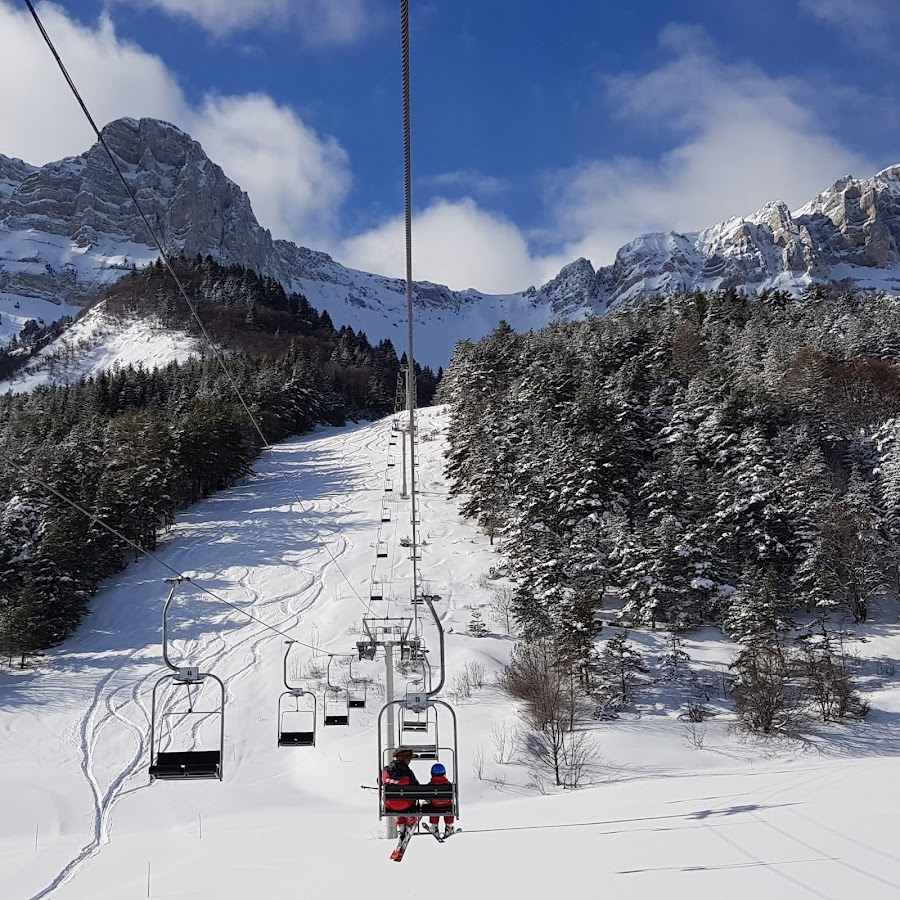 Pistes de ski de Gresse en Vercors / Gresse ski slope in Vercors.